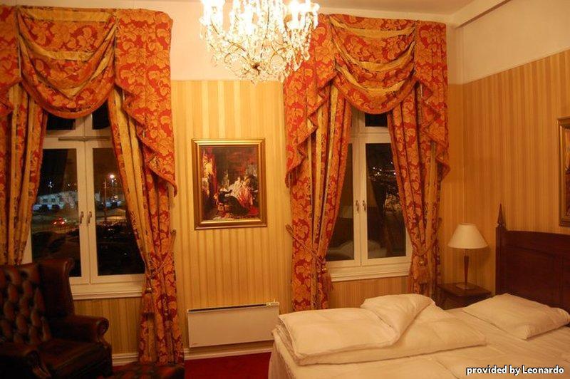 Grand Hotel Halden Habitación foto